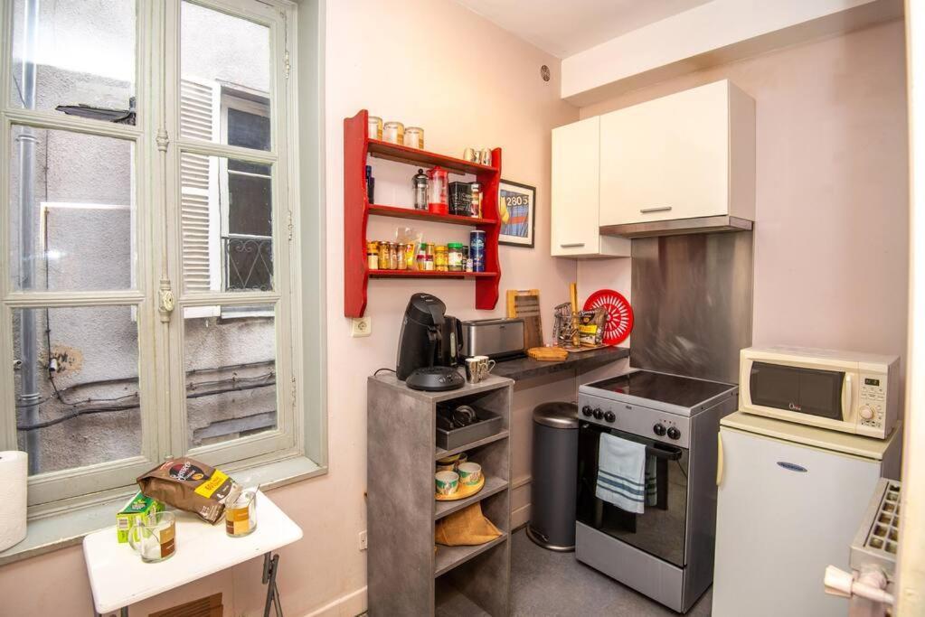 La Belle Pierre - Appartement De Charme Tres Calme En Coeur De Ville Auxerre Exterior photo